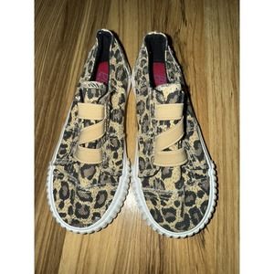 Blowfish NEW Sneakers Girls Size‎ 9c 9 Leopard Print Slip On Malibu Kids Shoes